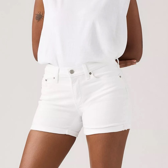 BNWT womens levi mid length shorts - Picture 1 of 7